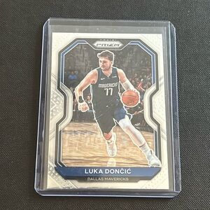 2020-2021 Panini Prizm Basketball - Luka Doncic - Dallas Mavericks - centered!